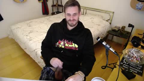 skatejocke online show from December 4, 7:54 pm