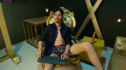 skinny jean  online show from June 3, 9:42 pm
