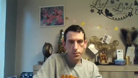 SkinnyBigCock2 online show from December 19, 9:40 am