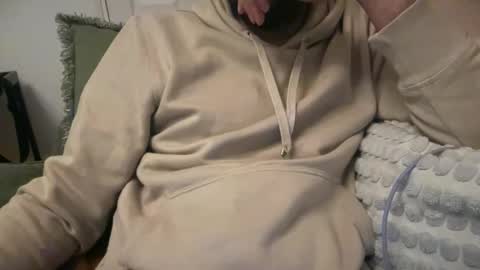 skinnyguyfun online show from April 3, 10:17 pm