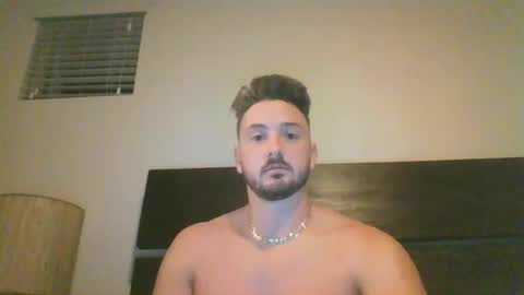 Snapshot of skinnyguylongdick1 chatting on February 15, 4:47 am skinnyguylongdick1 online show from February 15, 4:47 am
