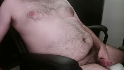 Snapshot of skygreen9456 chatting on December 6, 2:57 am skygreen9456 online show from December 6, 2:57 am