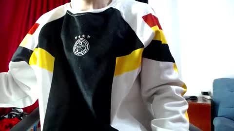 Skyler online show from March 20, 2:26 am