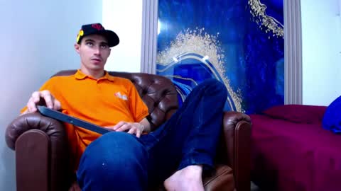 Skyler online show from April 21, 1:42 am