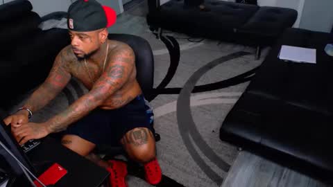 nasty twitter KASHCARTERATL online show from April 8, 12:04 pm