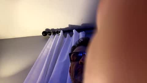 Snapshot of slickdog1969 chatting on October 6, 11:48 am Slickdog online show from October 6, 11:48 am