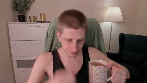 Andy online show from April 23, 8:22 pm