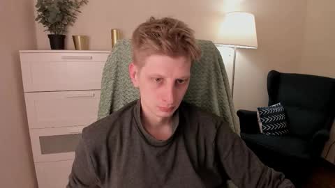 Andy online show from February 19, 8:27 pm