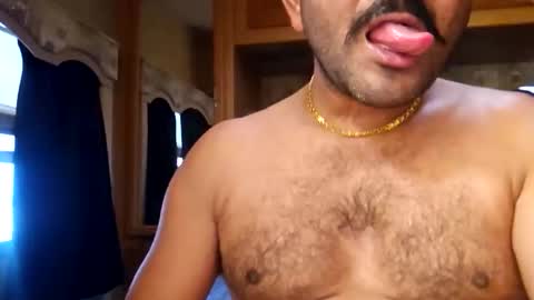 slimjimorange9 online show from April 4, 7:44 pm