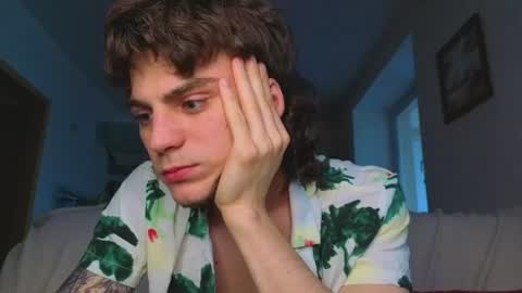 Gus online show from June 29, 4:18 pm