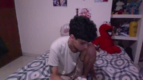 Snapshot of smoker00teddybear chatting on January 25, 4:34 am teddy online show from January 25, 4:34 am