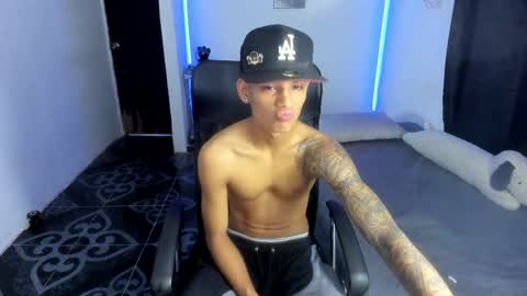 snak_master1 online show from May 24, 9:10 pm