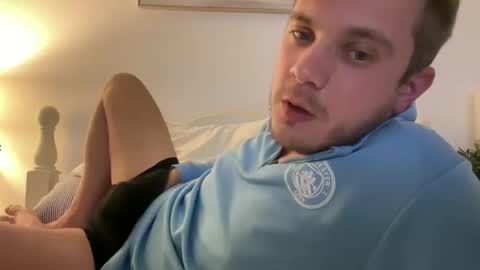 solobrit online show from February 11, 12:04 am