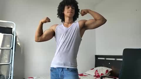 Hi Im Weller Check my Bio  online show from April 22, 8:57 pm