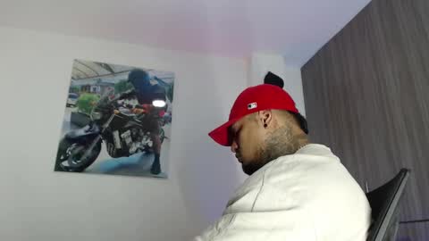 soy_apolo online show from September 18, 6:54 pm