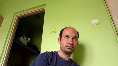 Snaiky online show from April 14, 12:05 pm