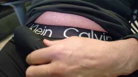 Snapshot of sparklenuts17 chatting on December 10, 2:50 pm sparklenuts17 online show from December 10, 2:50 pm