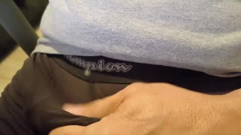 Snapshot of sparklenuts17 chatting on February 11, 3:18 pm sparklenuts17 online show from February 11, 3:18 pm