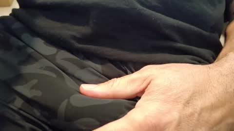 Snapshot of sparklenuts17 chatting on March 4, 2:53 pm sparklenuts17 online show from March 4, 2:53 pm