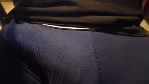 Snapshot of sparklenuts17 chatting on March 6, 10:47 pm sparklenuts17 online show from March 6, 10:47 pm