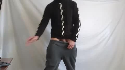 Marco. When Im offline you can view premium content in bio online show from February 8, 9:37 am