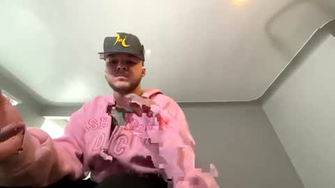 Keepscrolling online show from January 13, 6:56 pm