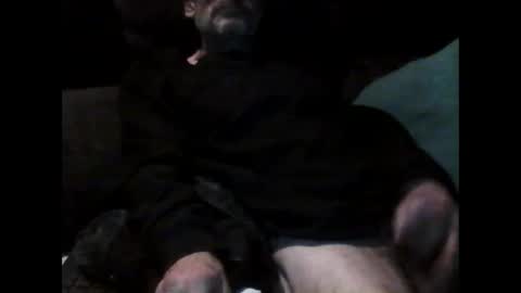 spraytecrick211 online show from December 18, 9:58 am