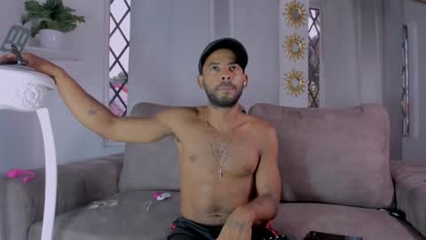 Teddy online show from February 17, 9:03 pm