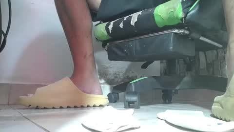 sr master cum its my old account online show from December 14, 7:54 pm