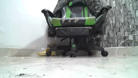 sr master cum its my old account online show from April 16, 8:20 pm