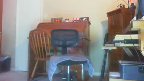 srtxshow online show from April 21, 1:28 pm