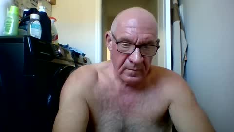 stevejons47 online show from September 24, 4:27 pm