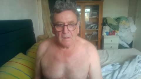 slave for computer control online show from July 3, 5:24 am