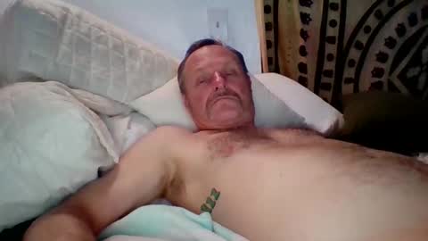 steviehard7 online show from January 14, 6:40 am