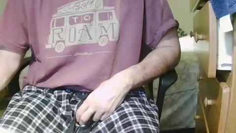 Chillguy online show from November 16, 6:37 am