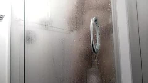 Snapshot of stiffasbaby chatting on September 28, 2:20 am stiffasbaby online show from September 28, 2:20 am