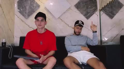 friends online show from February 15, 5:24 am