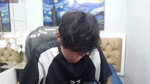 Stiwen online show from February 14, 1:28 pm