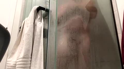 stlhotwifeguy online show from February 2, 4:11 pm