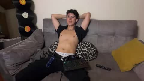 Stolas online show from February 13, 1:56 am