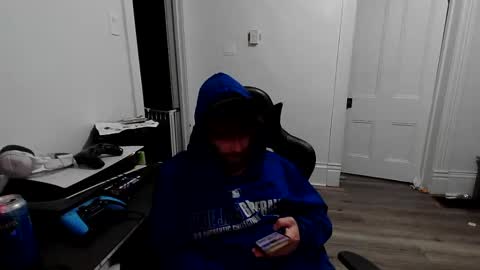 stonedpanda77 online show from April 22, 2:18 am