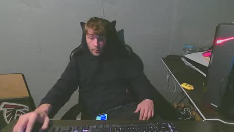 Snapshot of stonedpanda77 chatting on December 29, 10:25 pm stonedpanda77 online show from December 29, 10:25 pm