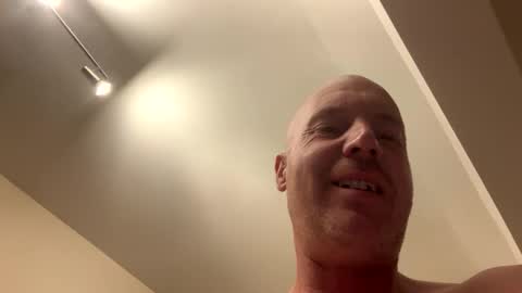 Snapshot of stoodley22 chatting on October 14, 2:35 pm Stoodley22 online show from October 14, 2:35 pm