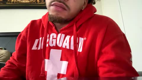 Snapshot of str8dj chatting on December 31, 6:02 pm Dj online show from December 31, 6:02 pm