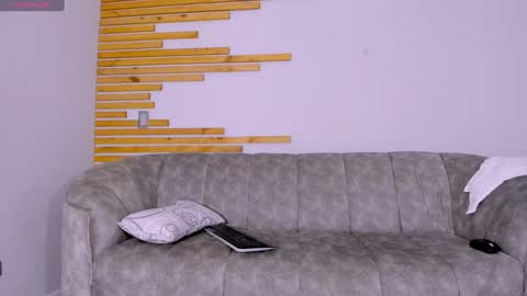 Angel online show from December 31, 1:08 pm