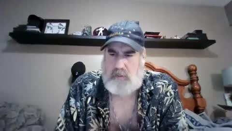 Straightbear4you online show from January 14, 2:38 am