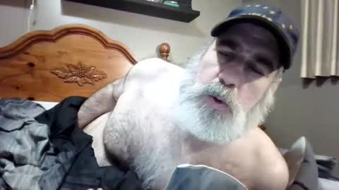 Straightbear4you online show from November 13, 2:00 pm