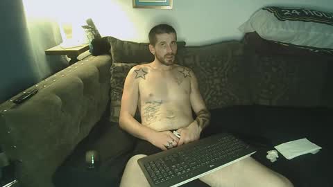 straitpipermann22 online show from September 11, 10:31 pm