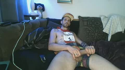 straitpipermann22 online show from September 25, 7:02 pm