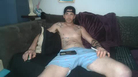 straitpipermann22 online show from September 15, 10:33 pm